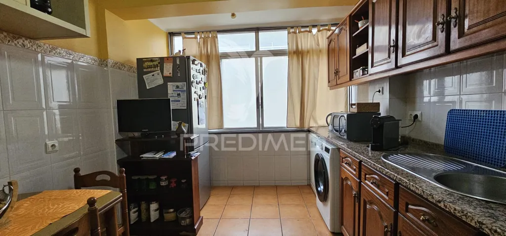Köök - Central T3 Apartment with Balcony in Samora Correia