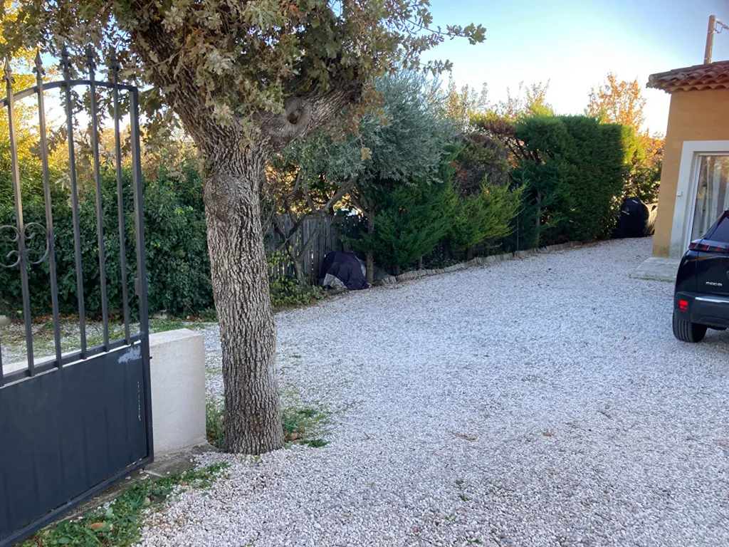 Exterior - House with Studio and Garden View in St Maximin