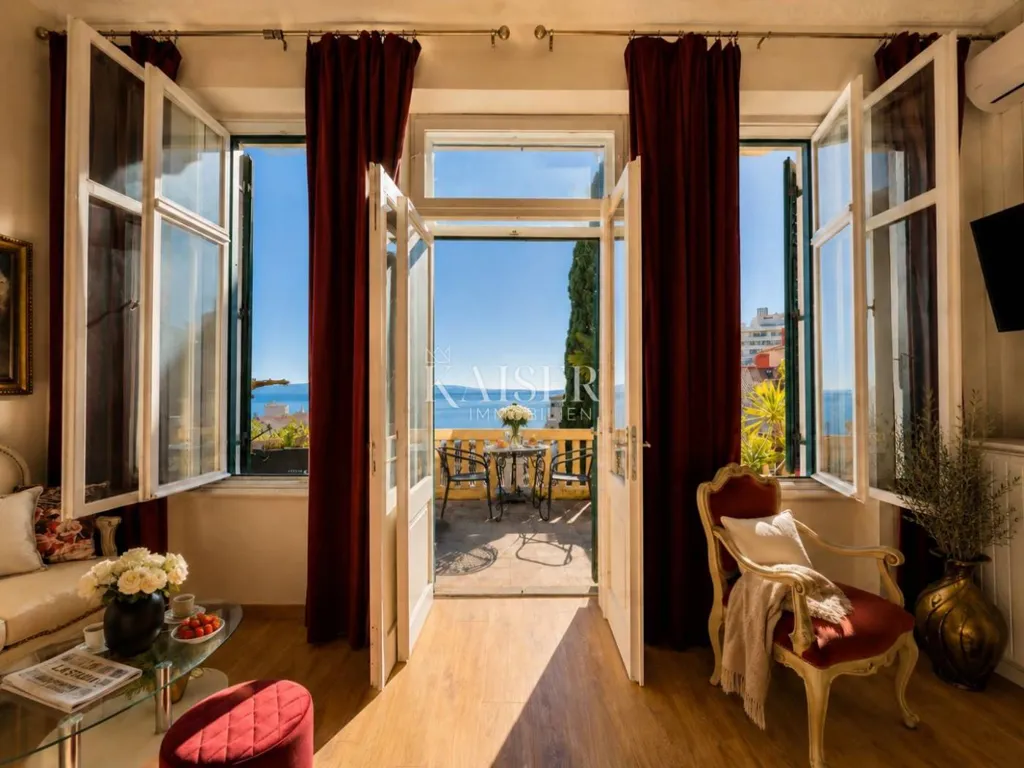 Séjour - Two Studio Apartments in Historic Villa, Opatija Centre