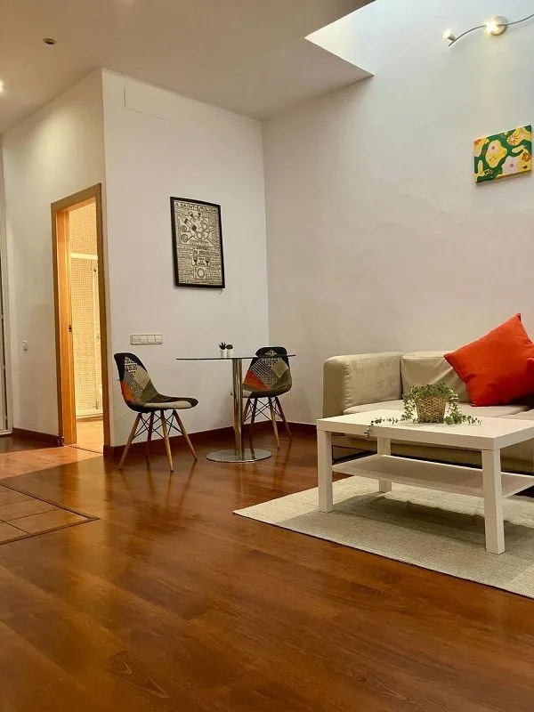 Soggiorno - Modernised Studio with Terrace in Poble Sec, Barcelona