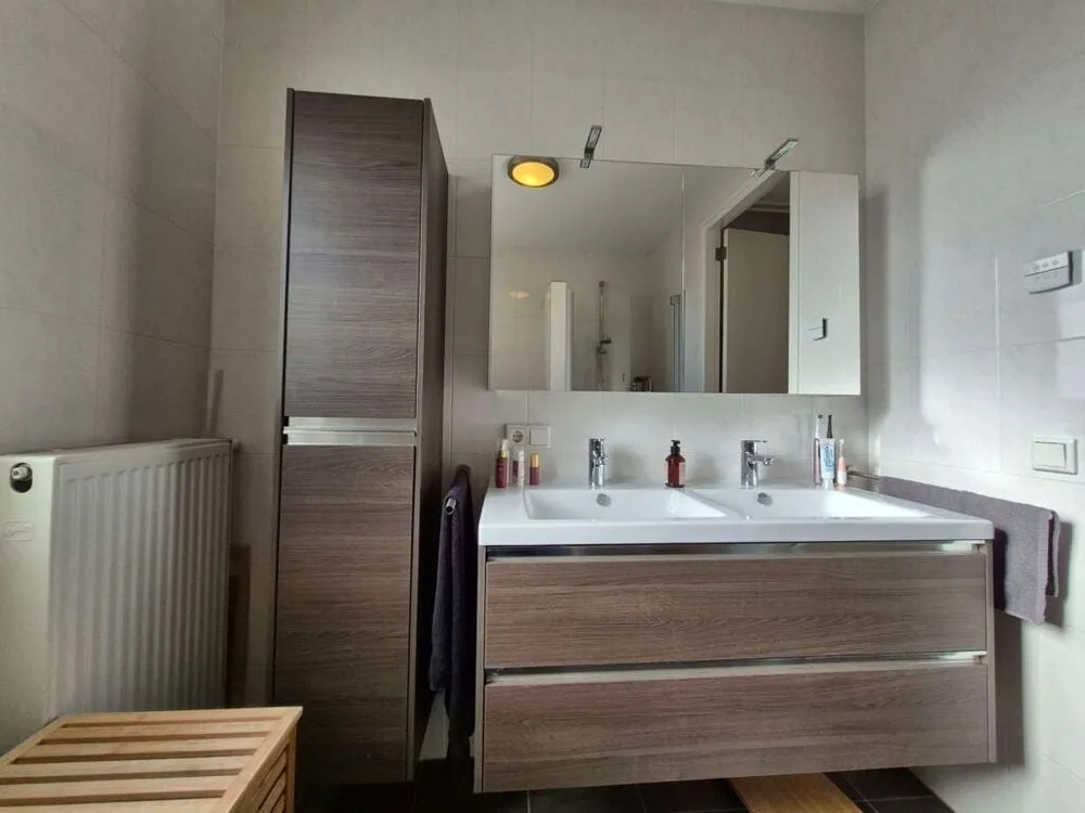 Vannitoad - Modern Corner House with Garden in Oirschot