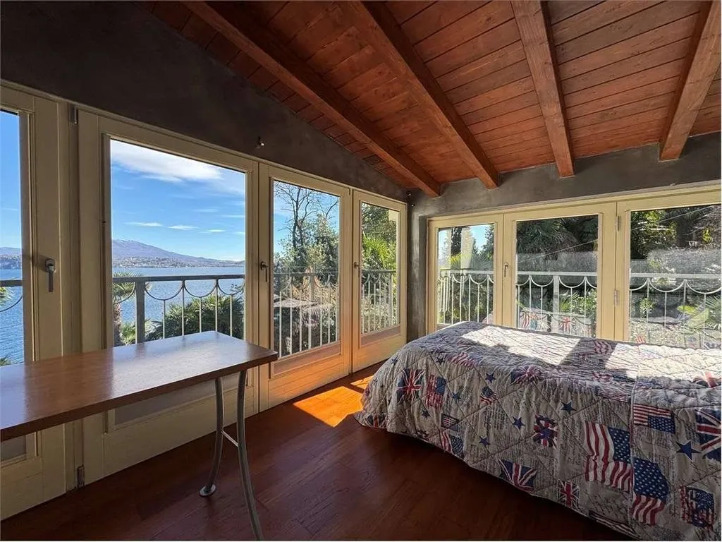 Magamistoad - Luxury Villa with Lake View in Belgirate