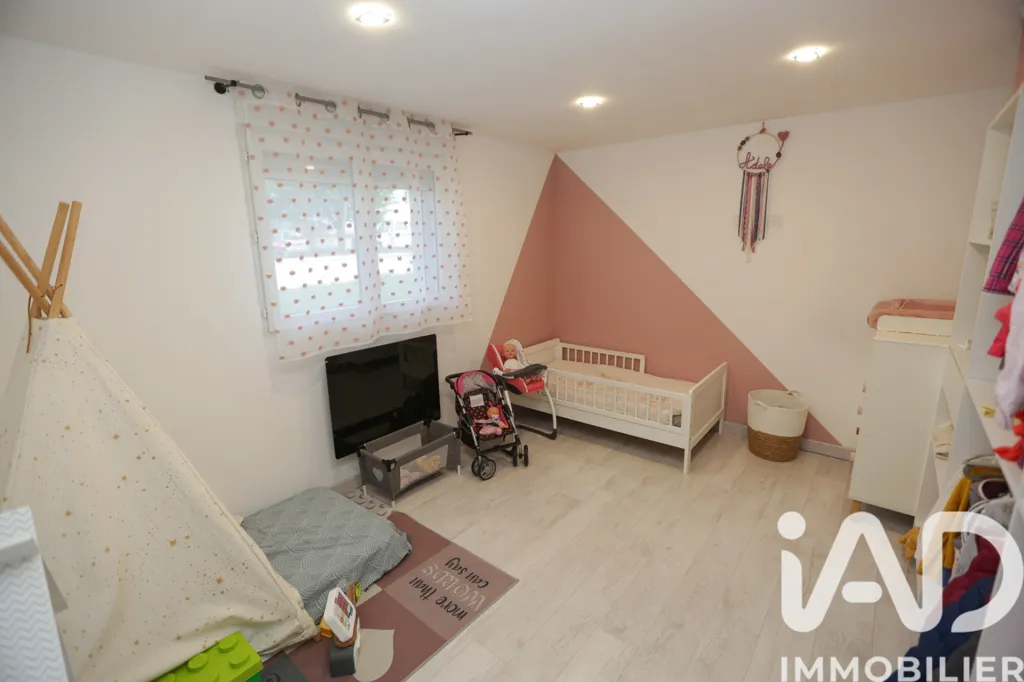 Chambres - Maison avec Terrasse et Jardin à Podensac