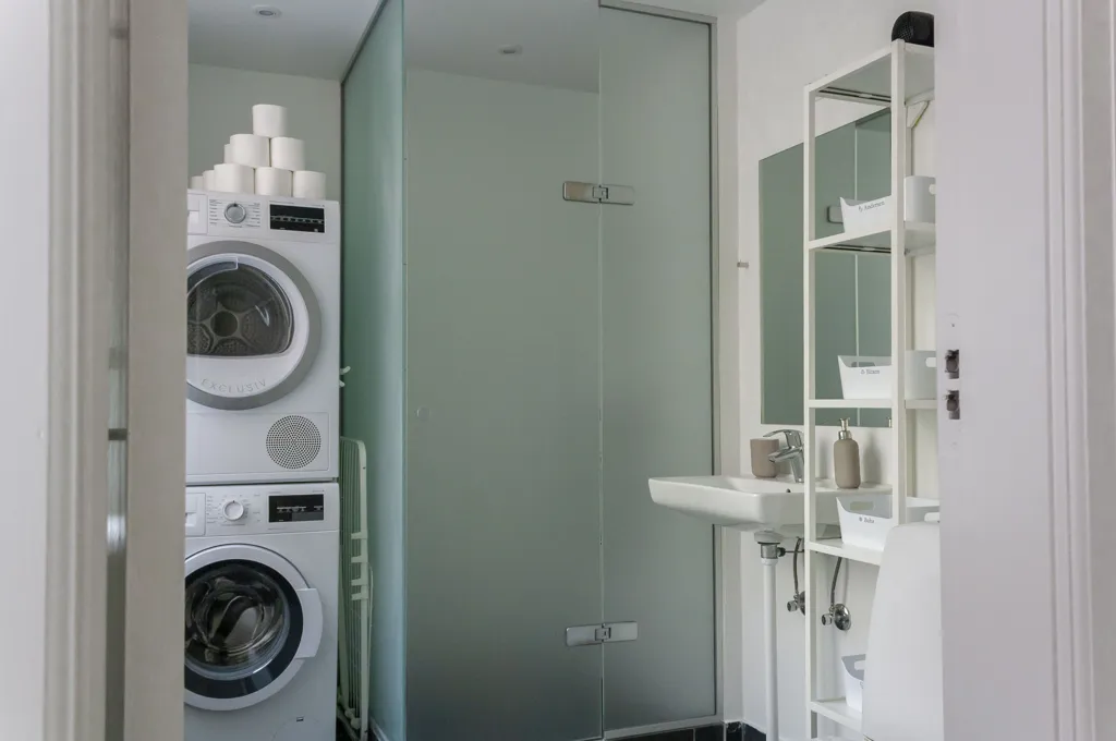 Buanderie - Fully Modernised 6-Bedroom Flat in Copenhagen Centre