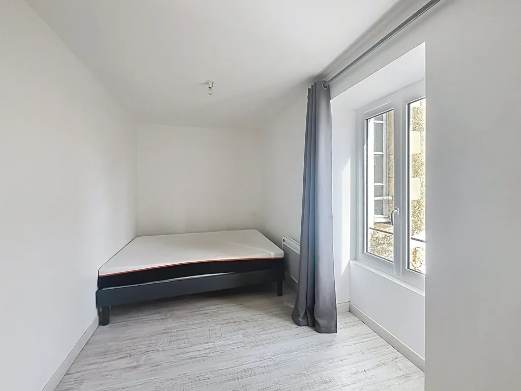 Chambres - Appartement Meublé au Dernier Étage à Luçon