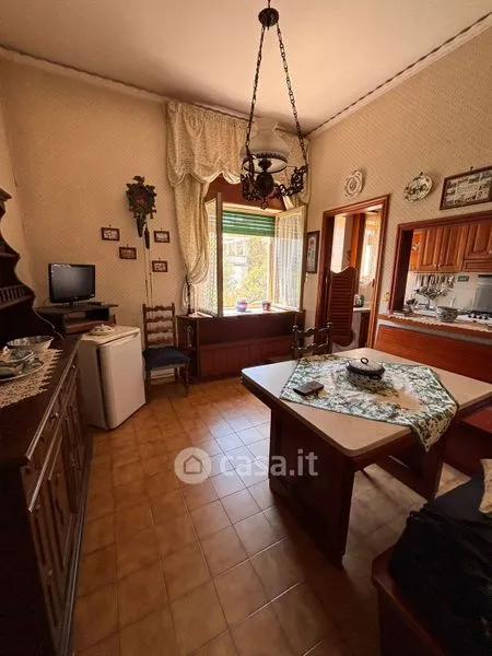 Salle à manger - Apartment with Panoramic Balcony in Naples