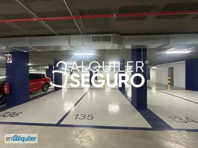 Garage - New Flat with Terrace and Pool in Quart de Poblet