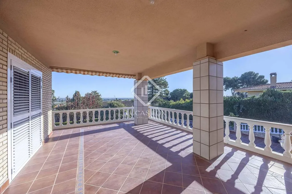 Terrass - House with Albufera Views in Picassent