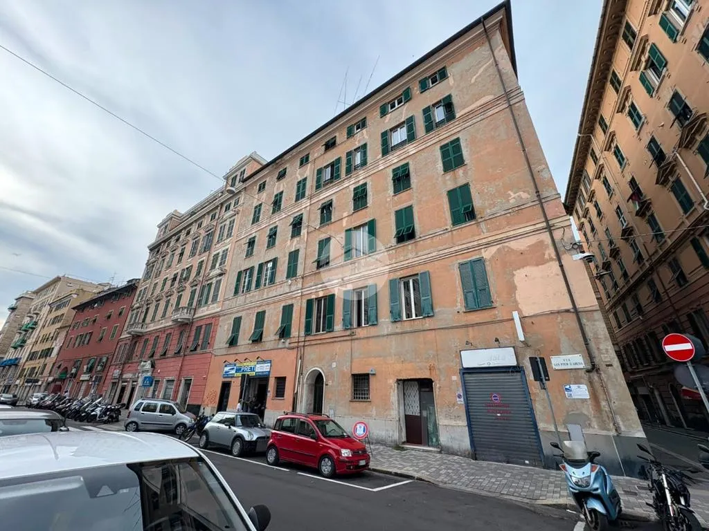 Exterior - Spacious 6-Room Apartment in Genoa
