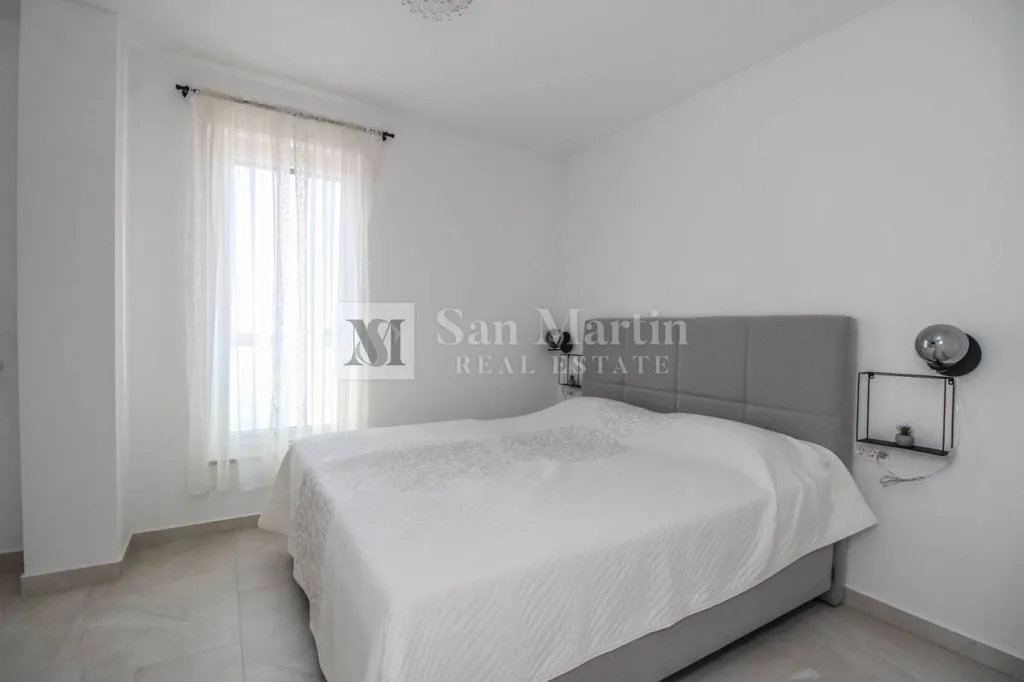 Magamistoad - Modern House with Private Garden in Poreč Centre
