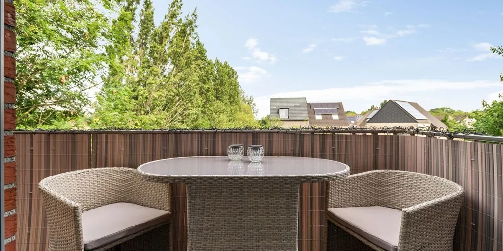 Rõdu - Renovated Apartment with Garage in Ekeren