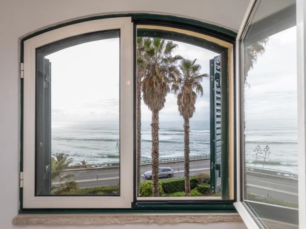 Pièces - Luxury Apartment with Ocean Views in Parede