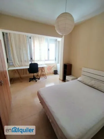 Chambres - Furnished Flat with Lift in City Centre