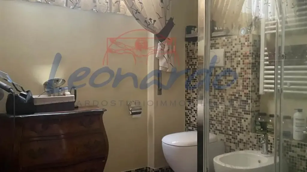 Salles de bain - Apartment with Balcony in Piacenza