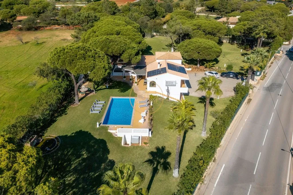 Õhuvaade - Luxury Villa with Pool in Quarteira