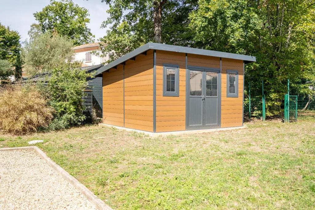 Aed - Architect-Designed Villa with Pool in Fléac
