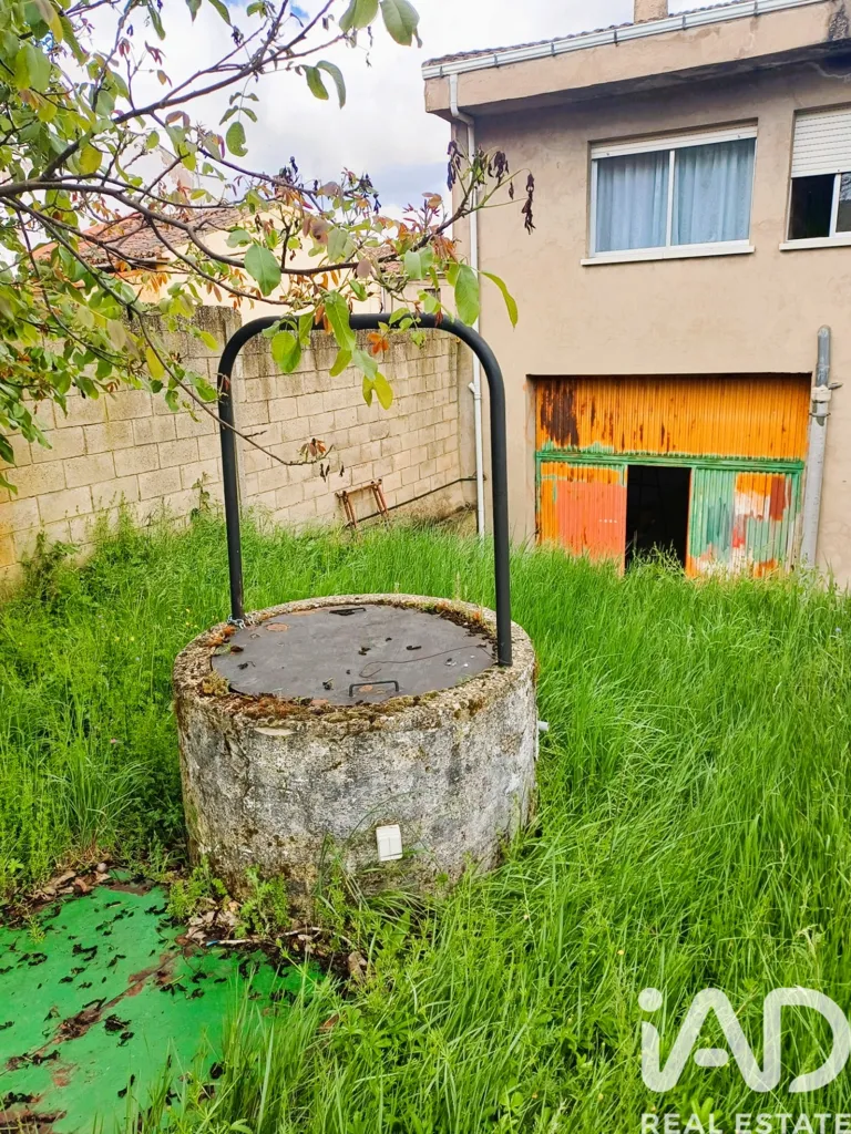 Aed - Chalet with Pool and Garage in Sariegos