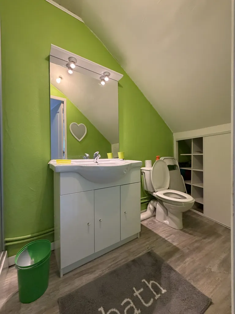 Bagni - Studio Apartment with Balcony in Amiens