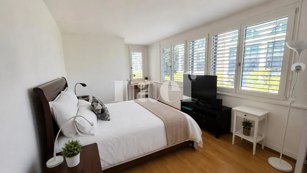 Chambres - 5.5-Piece Apartment with Balcony in Nyon