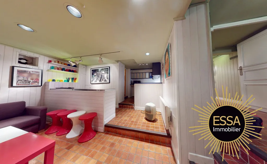 Living Room - Charming House with Balcony in Viroflay