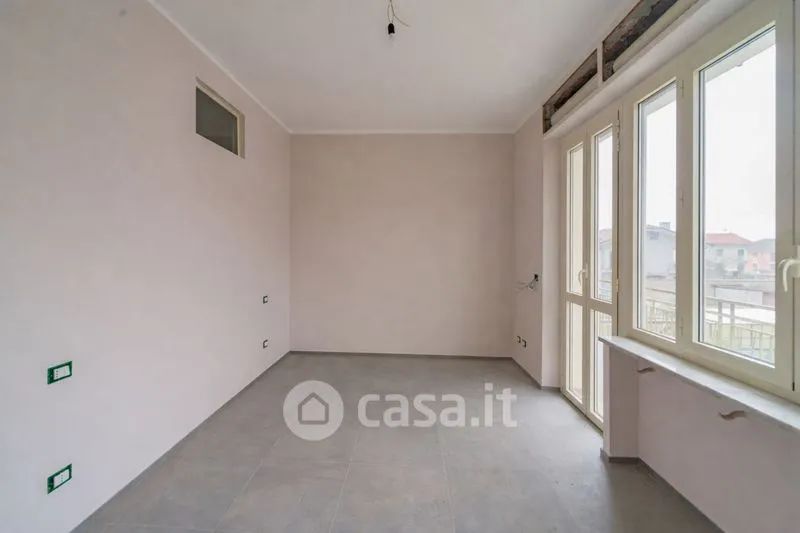Pièces - Rented Flat with Balcony in Dronero