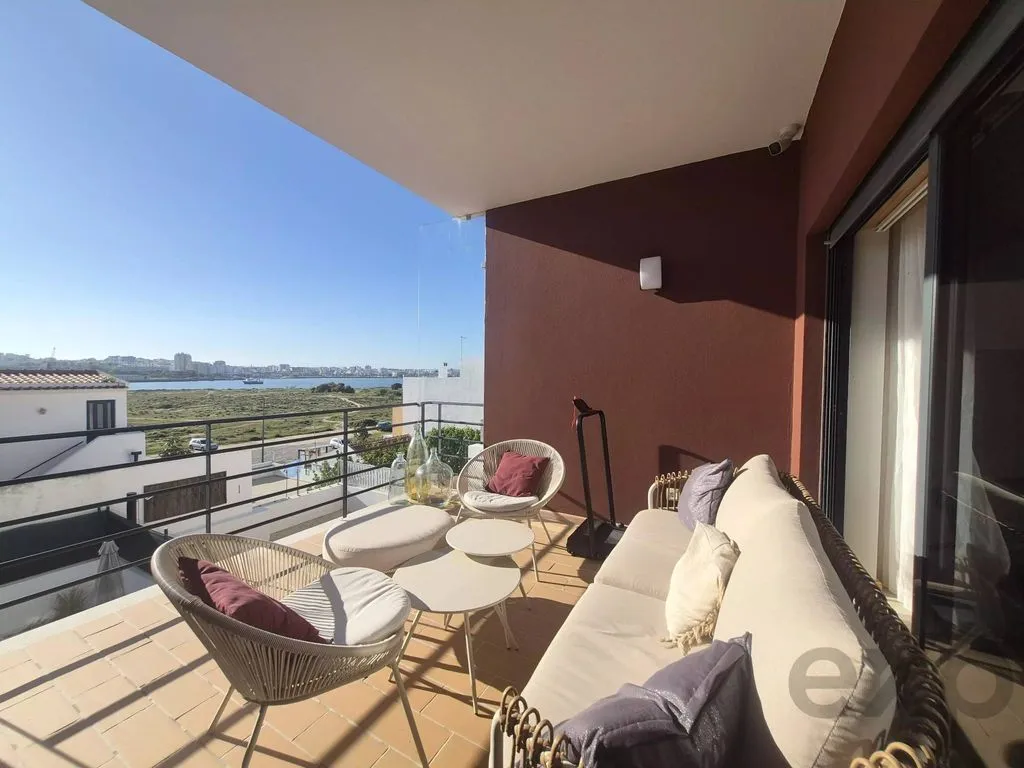 Rõdu - Luxury Triplex with Pool in Ferragudo