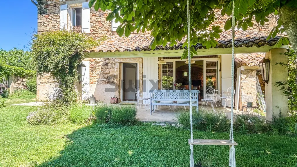 Jardin - Mas Rénové avec Piscine Chauffée près d'Uzès