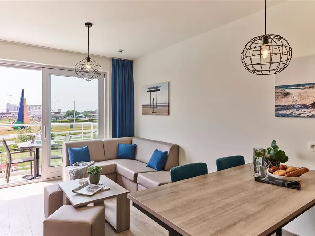 Salle à manger - Hotelsuite à Zeebrugge avec vue sur la mer