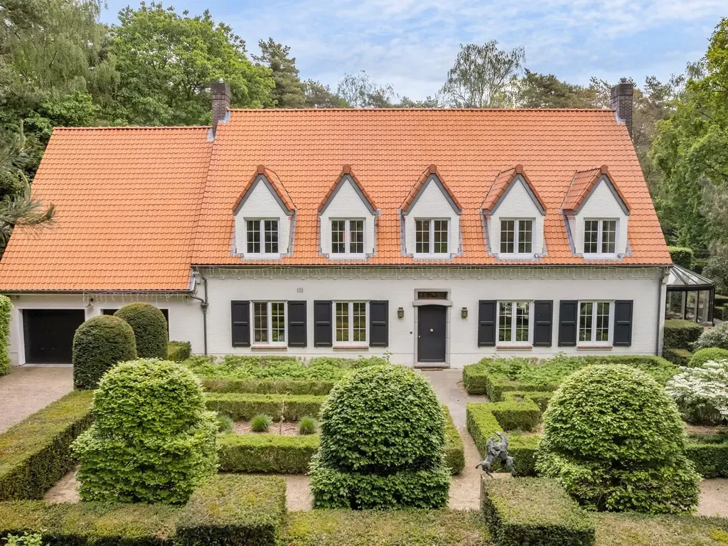 Õhuvaade - Spacious Villa with Pool in Kapellen