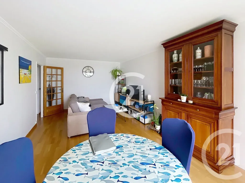Salle à manger - Appartement T5 avec Balcon à CAEN