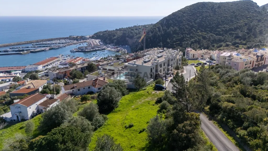 Vue aérienne - Duplex Flat with Sea View in Sesimbra