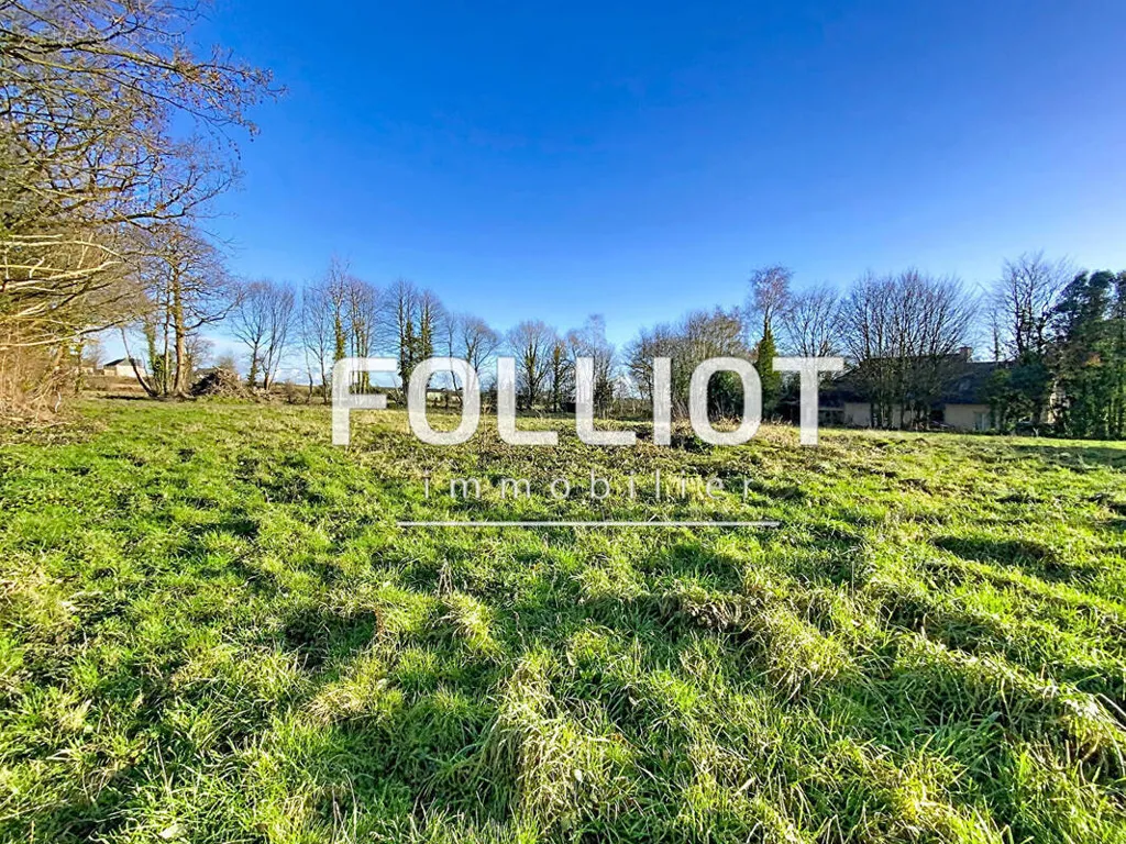 Jardin - Terrain Constructible dans un Écrin de Verdure au Loroux