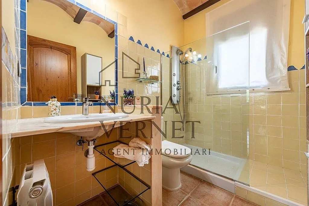 Vannitoad - Chalet with Pool and Terrace in Botarell