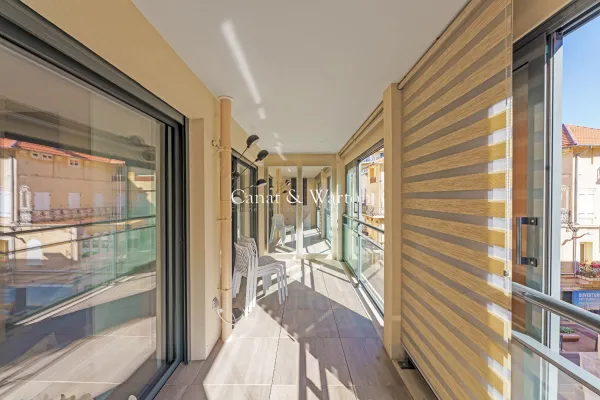 Balcone - Luxury Apartment with Terrace in Saint-Raphaël