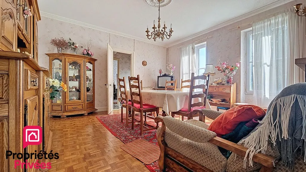 Salle à manger - Maison de Luxe avec Dépendance à Les Mathes