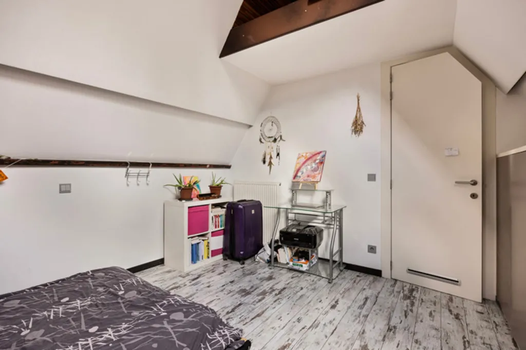 Chambres - Maisonnette Rénovée sur Site Patrimonial à Anderlecht