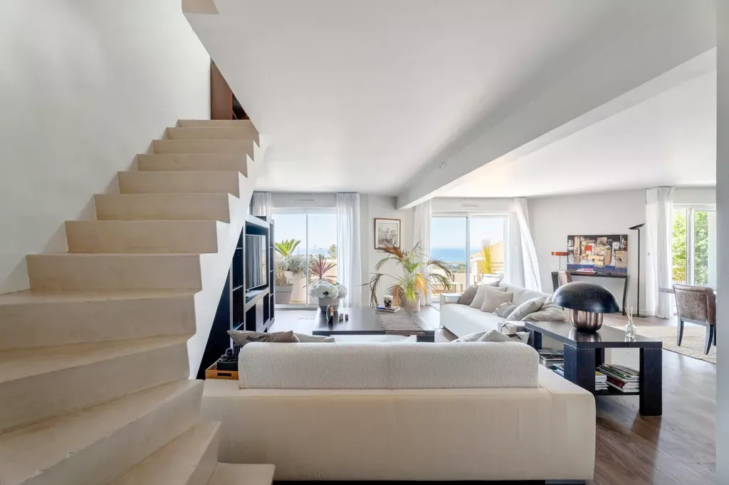 Séjour - Appartement Vue Mer avec Terrasse au Pradet