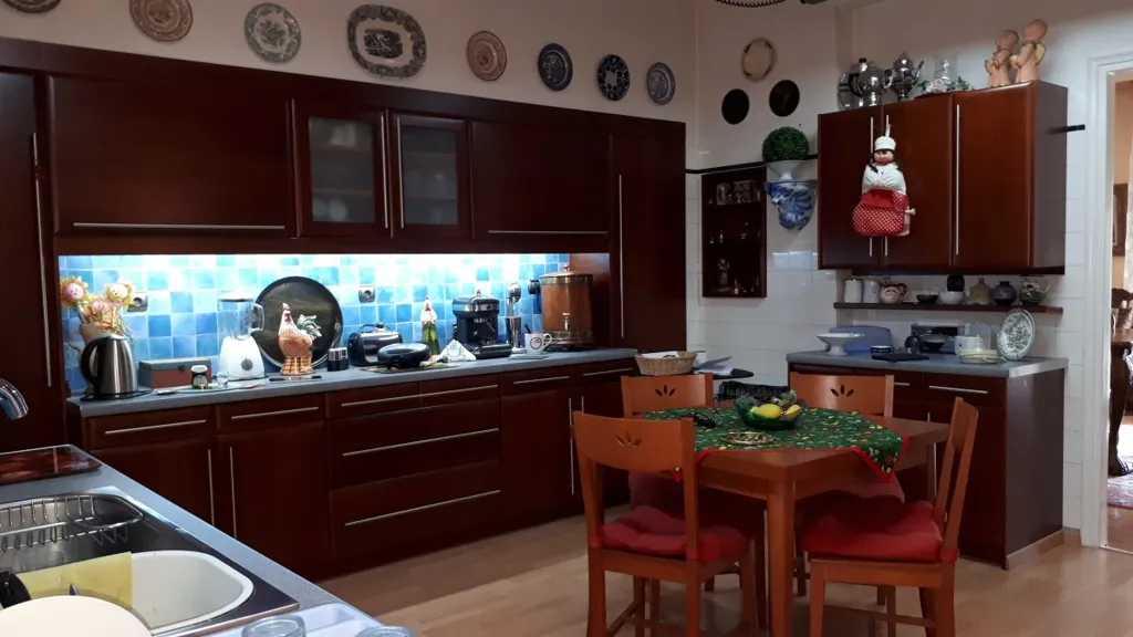Söögituba - Flat with Fireplace in Athens Centre