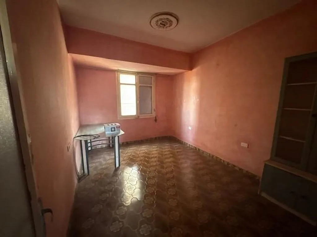 Rooms - Apartment with Renovation Potential in Onda