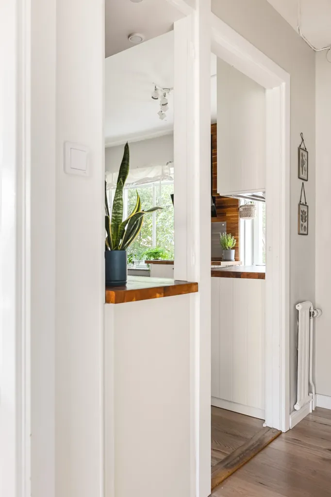 Entrée - Modern Flat with Balcony in Östergötland