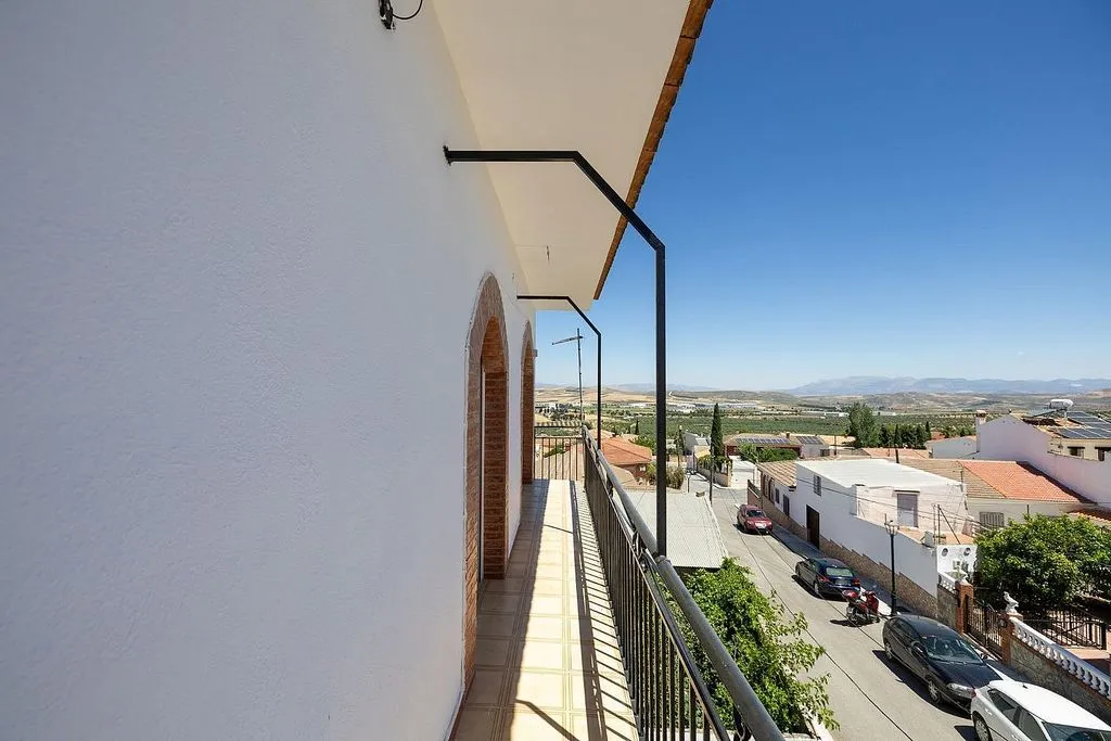 Rõdu - 1-Bedroom Flat with Balcony in Escúzar