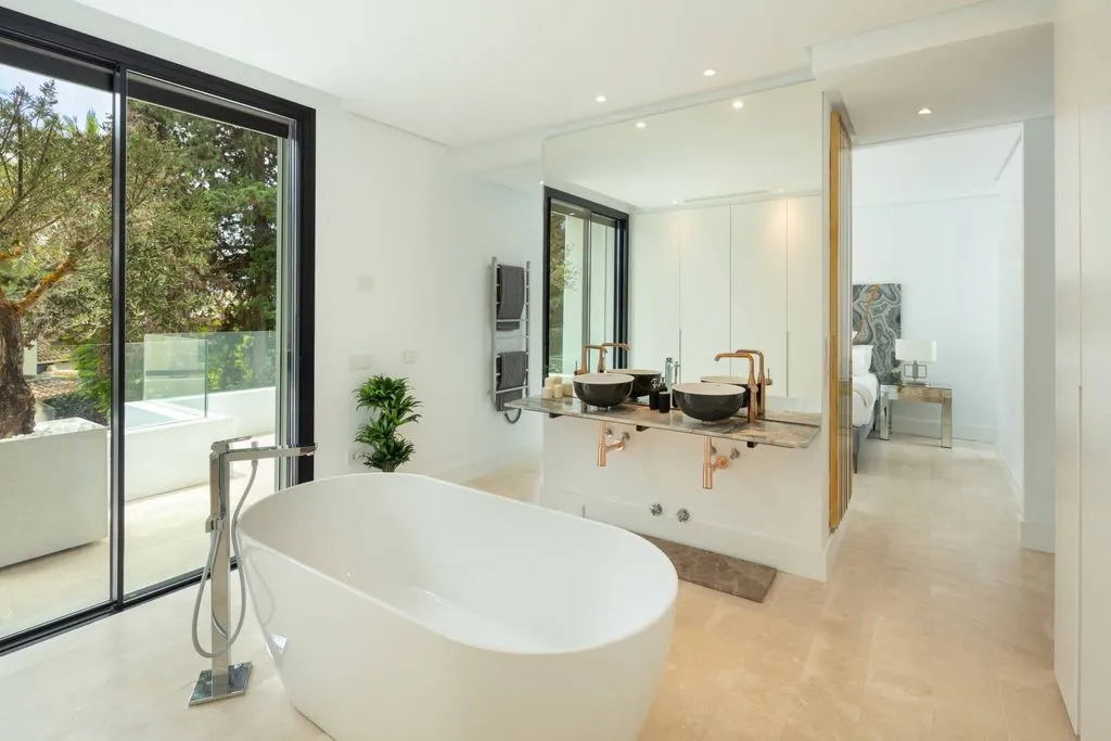 Bagni - Luxury Villa with Pool in Marbella