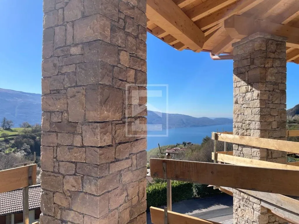 Terrass - Villa with Pool Under Construction in Tignale