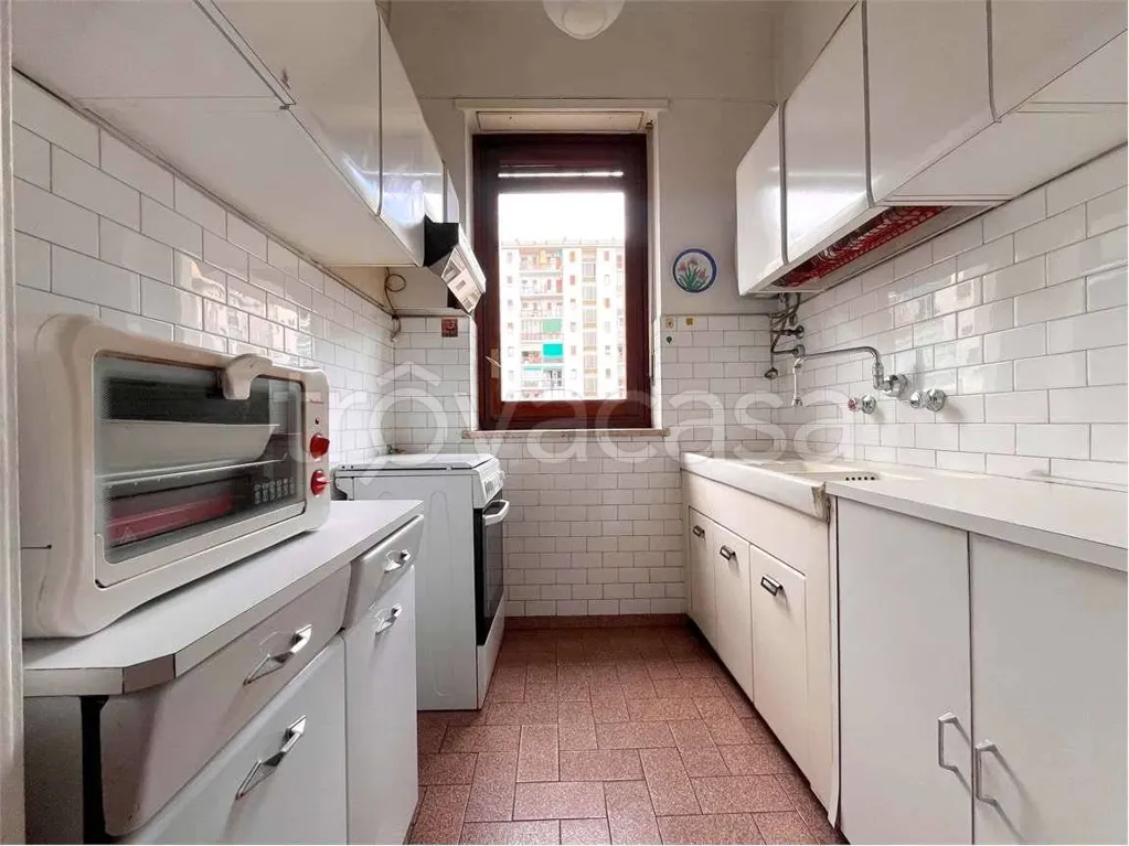 Cuisine - Bright Apartment with Balconies in Turin