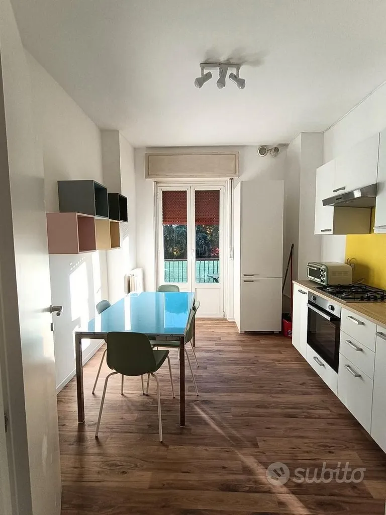 Salle à manger - Single Room in Rented Apartment, Segrate