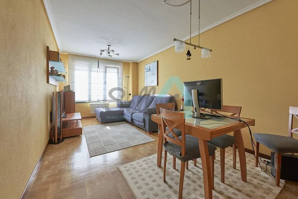 Séjour - Furnished Apartment with Pool in Viesques