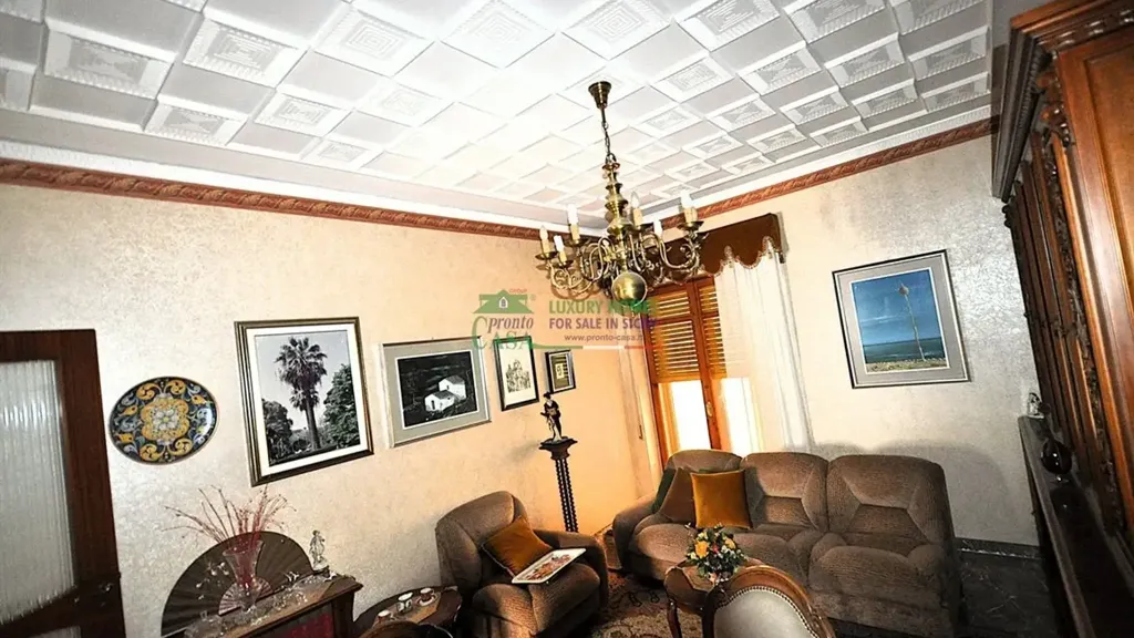 Elutuba - Apartment with Balconies in Via Archimede, Ragusa