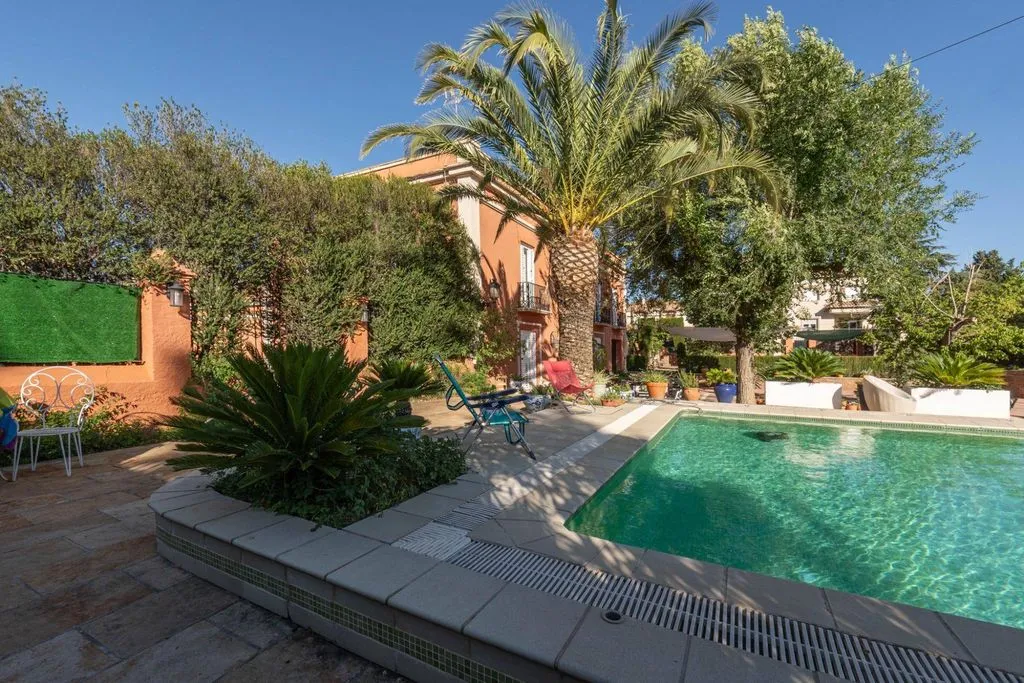 Pool - Historic Palatial House with Pool in Ogíjares