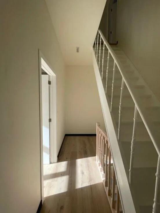 Maison Rénovée avec Terrasse à Orientation Ouest