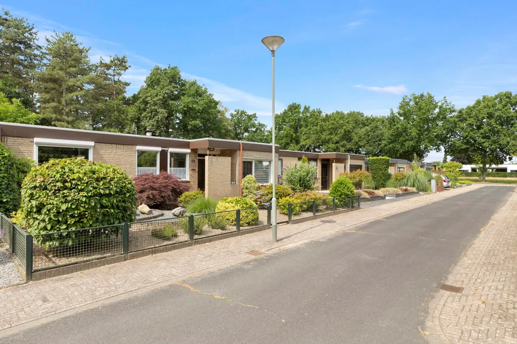 Välivaade - Bungalow with Garden at Bosrand, Grubbenvorst